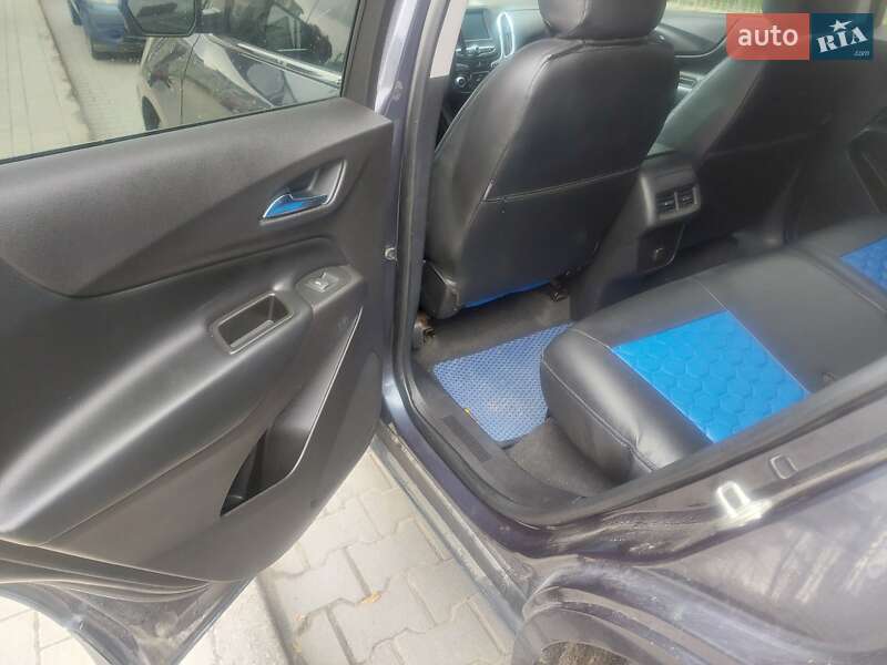 Внедорожник / Кроссовер Chevrolet Equinox 2017 в Радехове