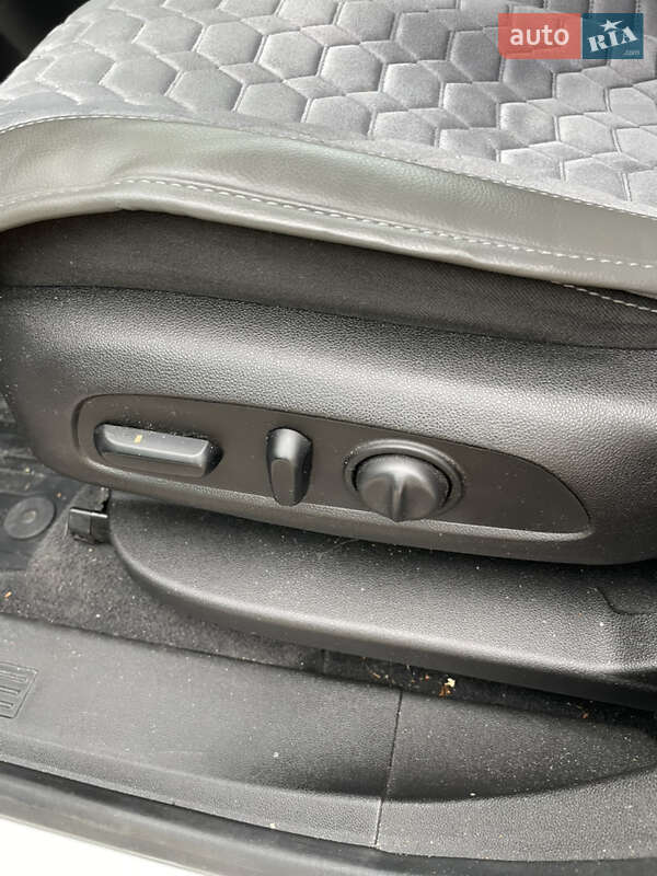 Внедорожник / Кроссовер Chevrolet Equinox 2020 в Киеве фото 19 Внедорожник / Кроссовер Chevrolet Equinox 2020 в Киеве