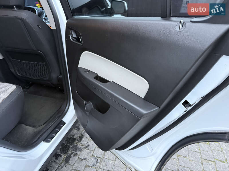 Позашляховик / Кросовер Chevrolet Equinox 2010 в Києві