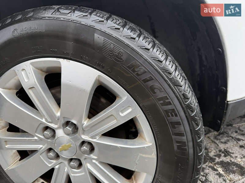 Позашляховик / Кросовер Chevrolet Equinox 2010 в Києві