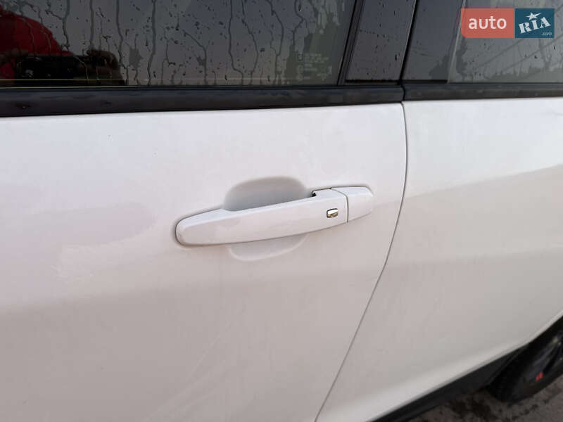 Внедорожник / Кроссовер Chevrolet Equinox 2019 в Тернополе фото 11 Внедорожник / Кроссовер Chevrolet Equinox 2019 в Тернополе