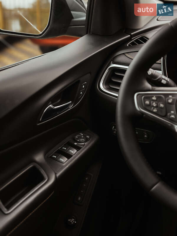 Внедорожник / Кроссовер Chevrolet Equinox 2018 в Николаеве