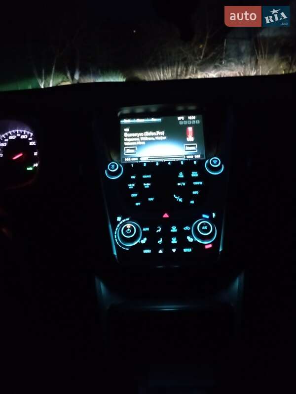 Внедорожник / Кроссовер Chevrolet Equinox 2016 в Запорожье