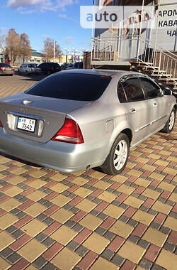 Седан Chevrolet Evanda 2002 в 