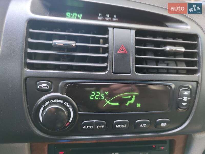 Седан Chevrolet Evanda 2005 в Мукачево