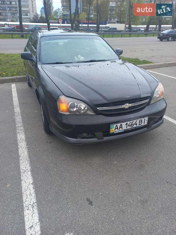 Седан Chevrolet Evanda 2005 в Києві