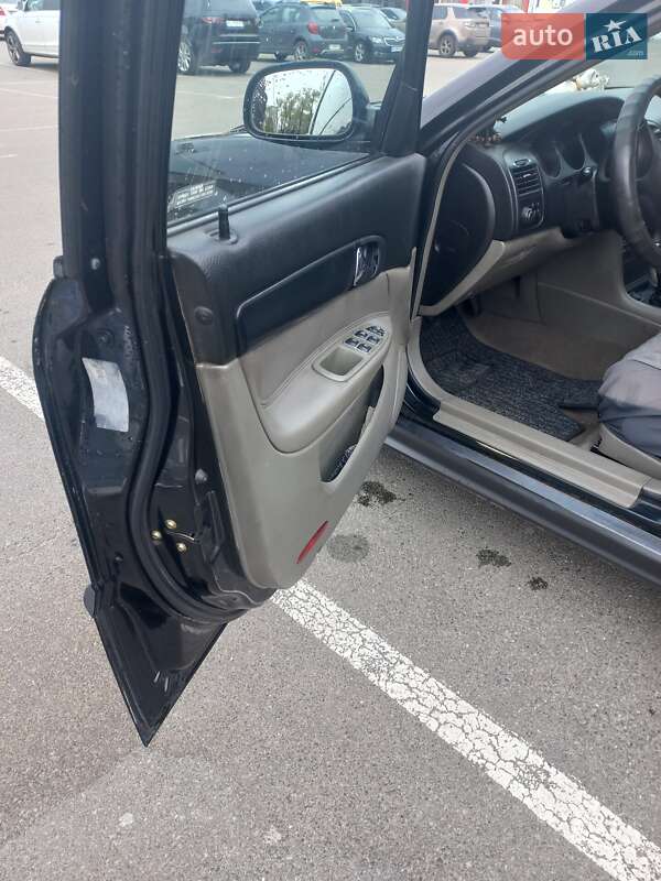 Седан Chevrolet Evanda 2005 в Києві