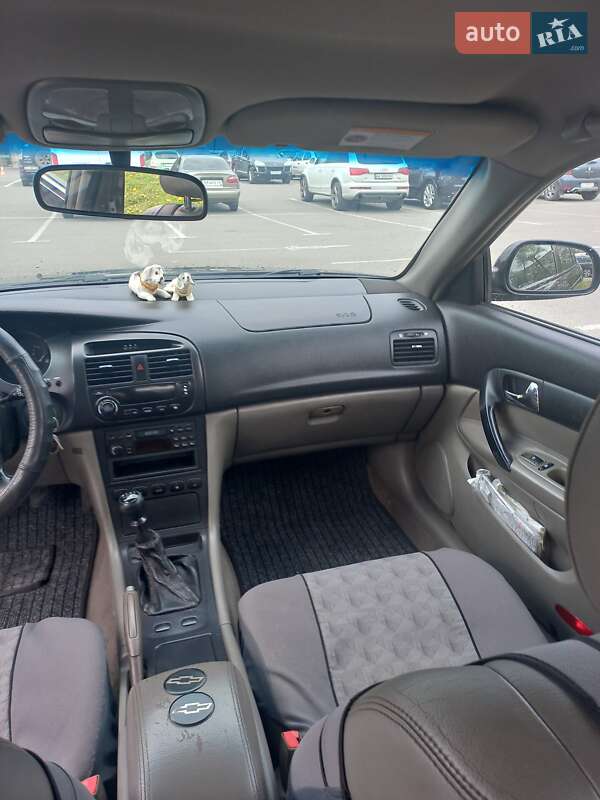 Седан Chevrolet Evanda 2005 в Києві