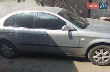 Седан Chevrolet Evanda 2004 в 