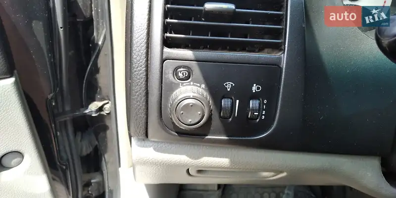 Chevrolet Evanda 2006 VIN Y6DLA69LE6B199461 фото оголошення 15 з 51