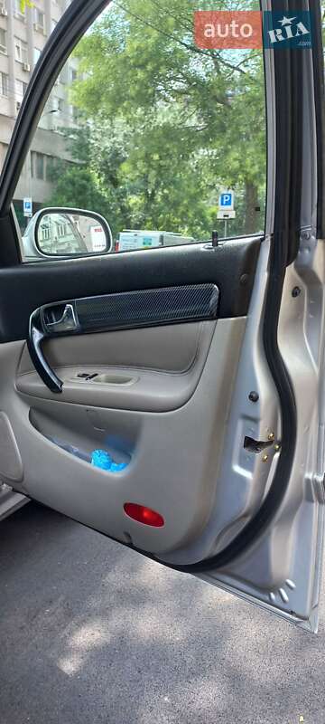 Седан Chevrolet Evanda 2006 в Одессе