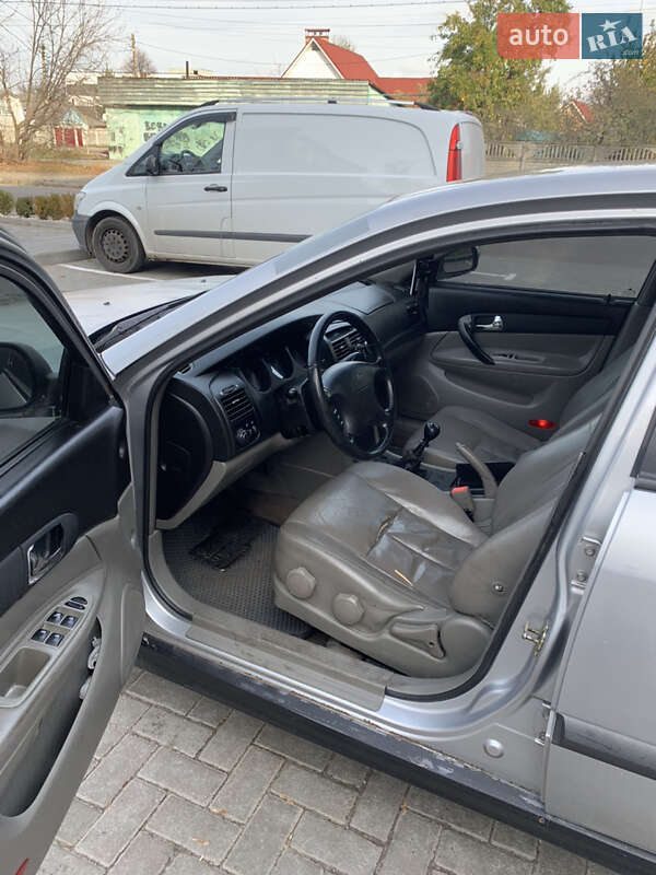 Седан Chevrolet Evanda 2005 в Житомире