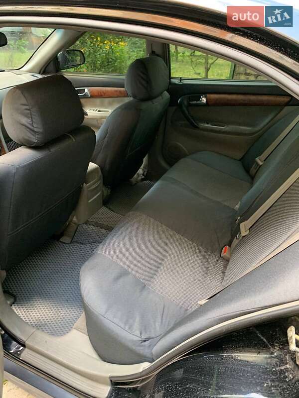 Седан Chevrolet Evanda 2005 в Києві