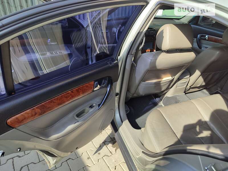 Седан Chevrolet Evanda 2005 в Черновцах