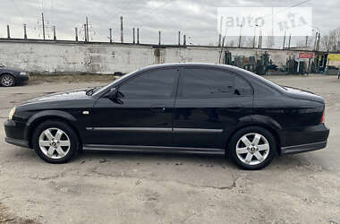 Седан Chevrolet Evanda 2004 в Киеве