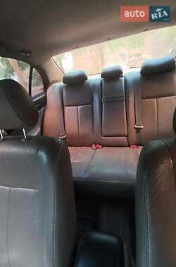 Седан Chevrolet Evanda 2005 в Полтаві