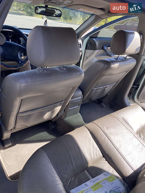 Седан Chevrolet Evanda 2004 в Запорожье
