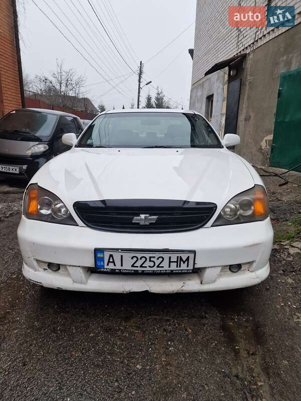 Седан Chevrolet Evanda 2005 в Киеве