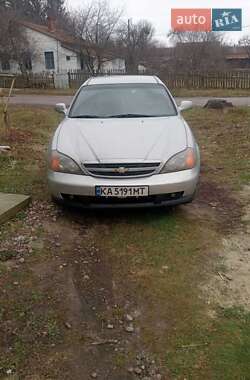 Седан Chevrolet Evanda 2006 в Лугинах