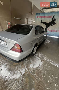 Седан Chevrolet Evanda 2006 в 