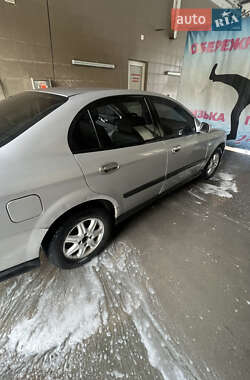 Седан Chevrolet Evanda 2006 в 