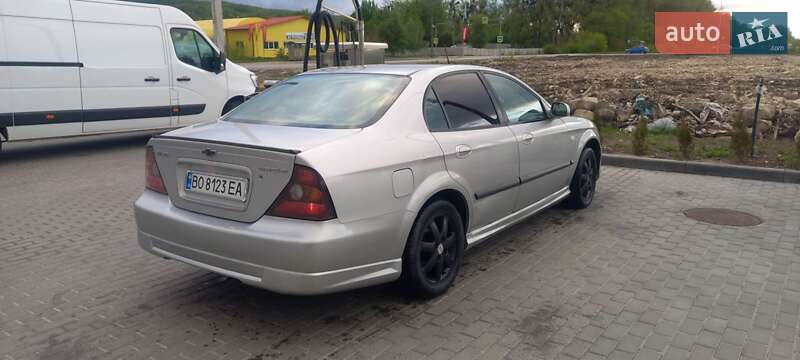 Седан Chevrolet Evanda 2005 в Буске фото 11 Седан Chevrolet Evanda 2005 в Буске
