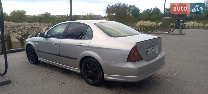 Седан Chevrolet Evanda 2005 в Буске фото 5 Седан Chevrolet Evanda 2005 в Буске