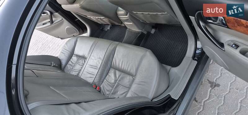 Седан Chevrolet Evanda 2005 в Дубно