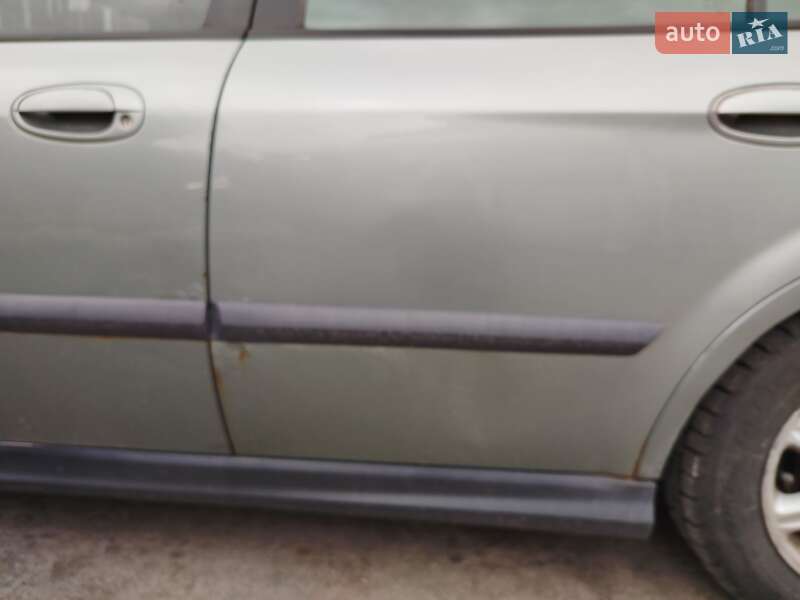 Седан Chevrolet Evanda 2004 в Фастове