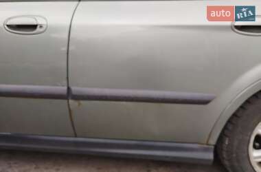 Седан Chevrolet Evanda 2004 в 