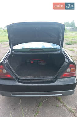 Седан Chevrolet Evanda 2005 в 