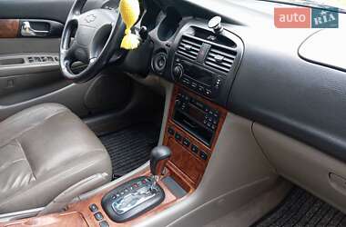 Седан Chevrolet Evanda 2006 в 
