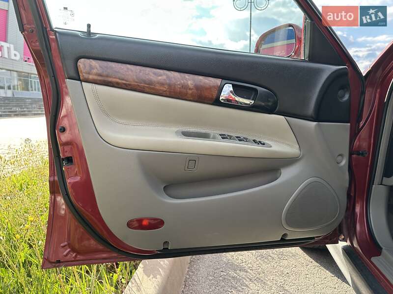Седан Chevrolet Evanda 2005 в Запорожье