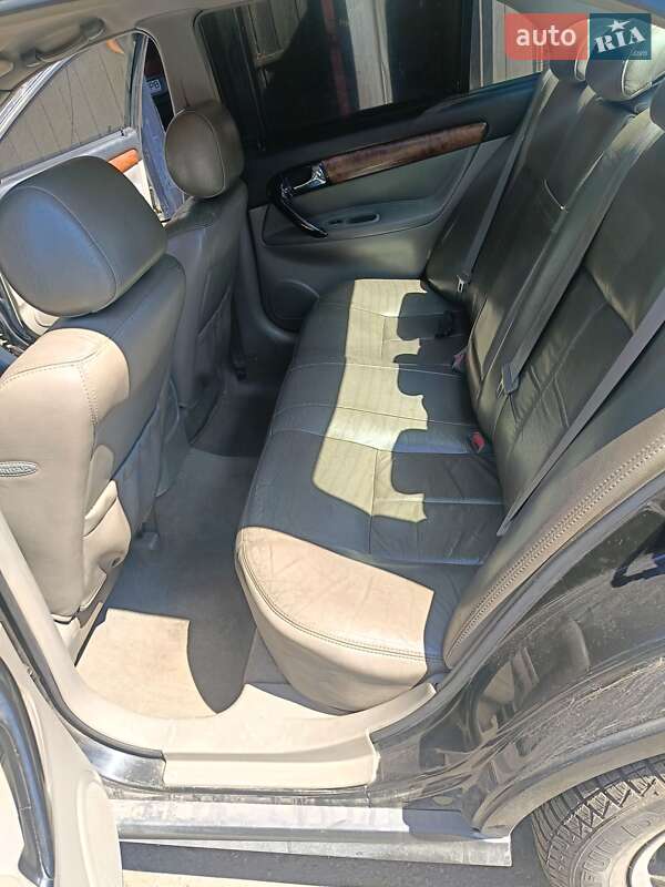 Седан Chevrolet Evanda 2006 в Запорожье