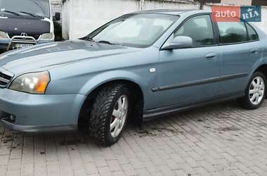 Седан Chevrolet Evanda 2005 в 