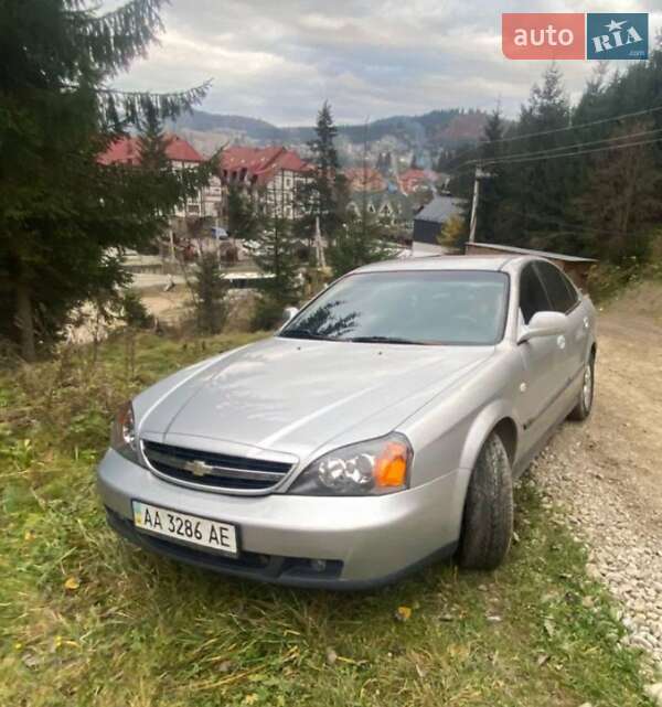 Chevrolet Evanda 2005
