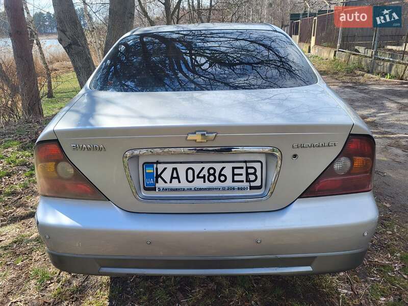 Седан Chevrolet Evanda 2006 в Киеве