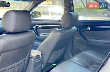 Седан Chevrolet Evanda 2006 в 