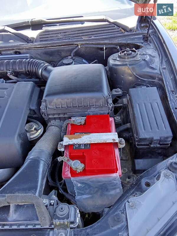 Седан Chevrolet Evanda 2005 в Луцке