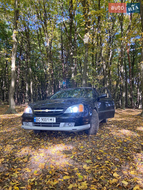 Седан Chevrolet Evanda 2006 в 