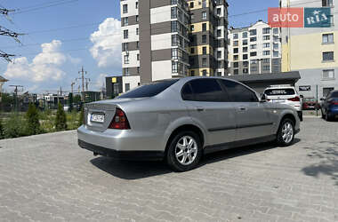 Седан Chevrolet Evanda 2005 в 