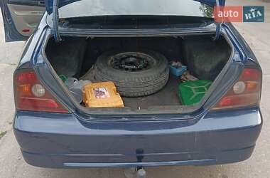 Седан Chevrolet Evanda 2005 в 