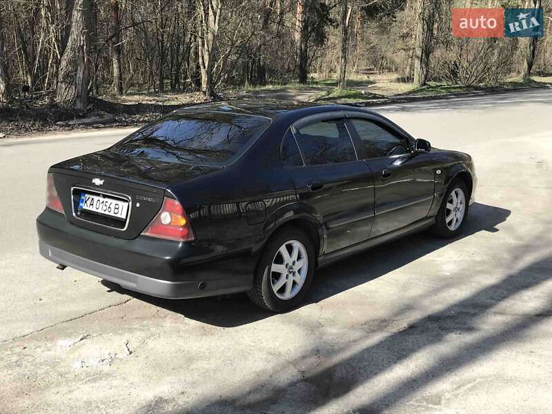 Chevrolet Evanda 2006