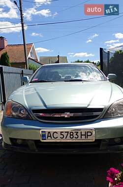 Седан Chevrolet Evanda 2004 в Владимире