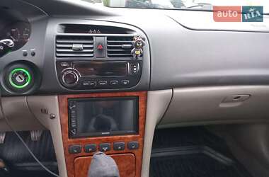 Седан Chevrolet Evanda 2005 в 
