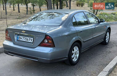 Седан Chevrolet Evanda 2005 в 