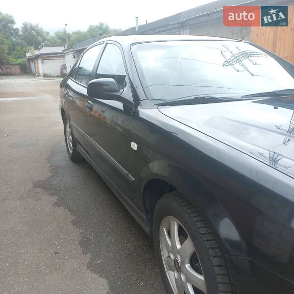 Седан Chevrolet Evanda 2005 в Киеве
