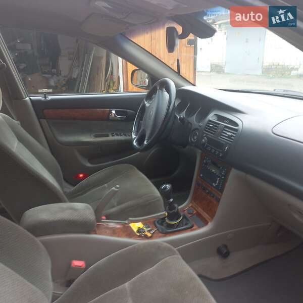 Седан Chevrolet Evanda 2005 в Киеве
