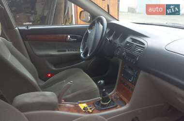 Седан Chevrolet Evanda 2005 в 
