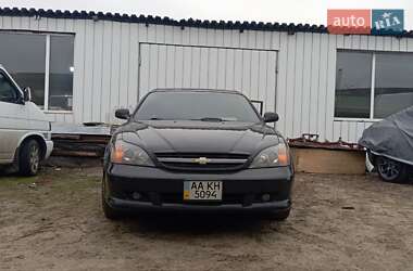 Седан Chevrolet Evanda 2005 в Киеве